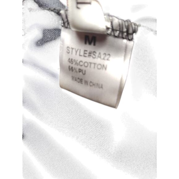 Womens High rise Elastic Waist Pull-on Faux Leather Skirt Black Size Medium - Picture 9 of 9